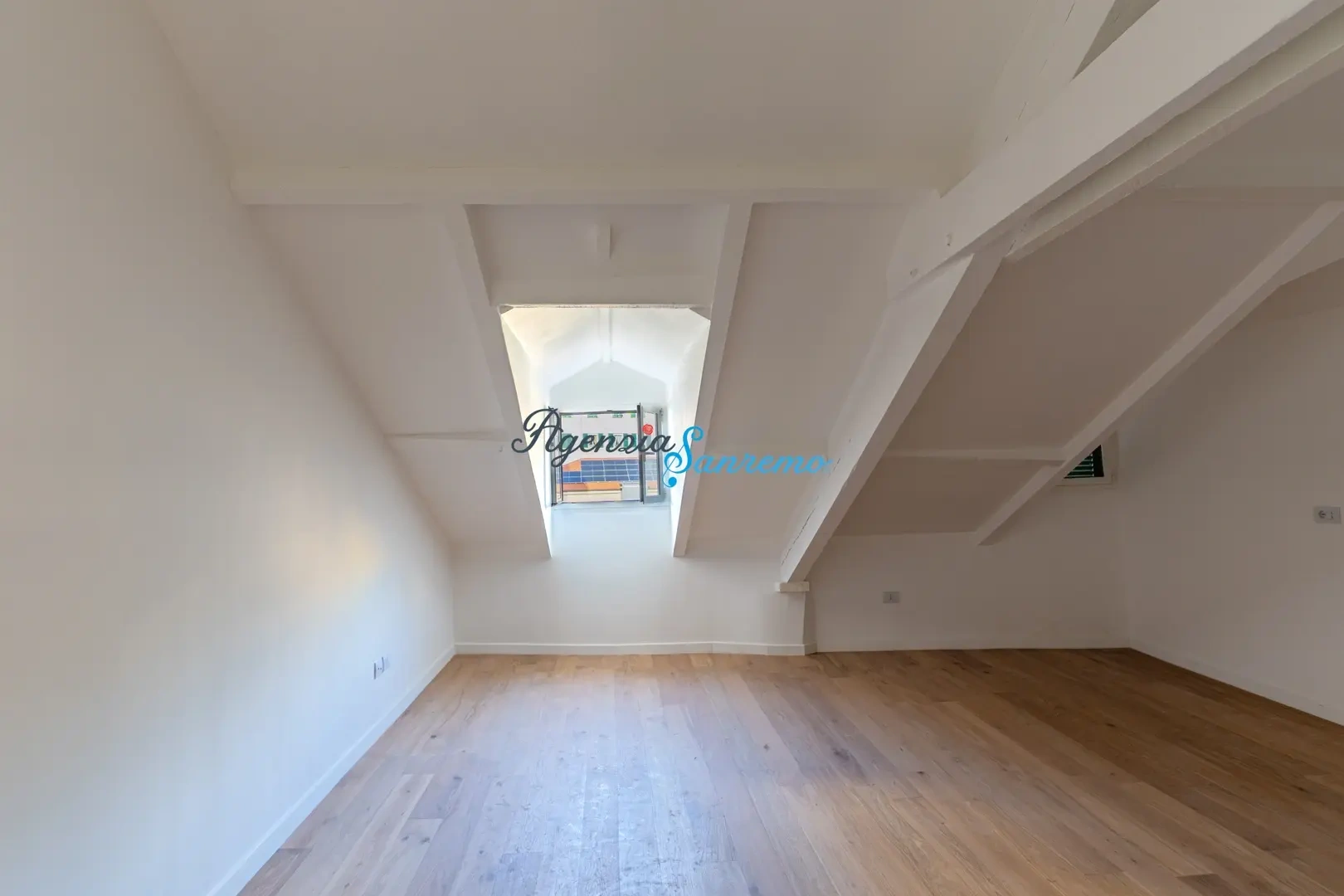 2 - venda apartamento sanremo liguria itália