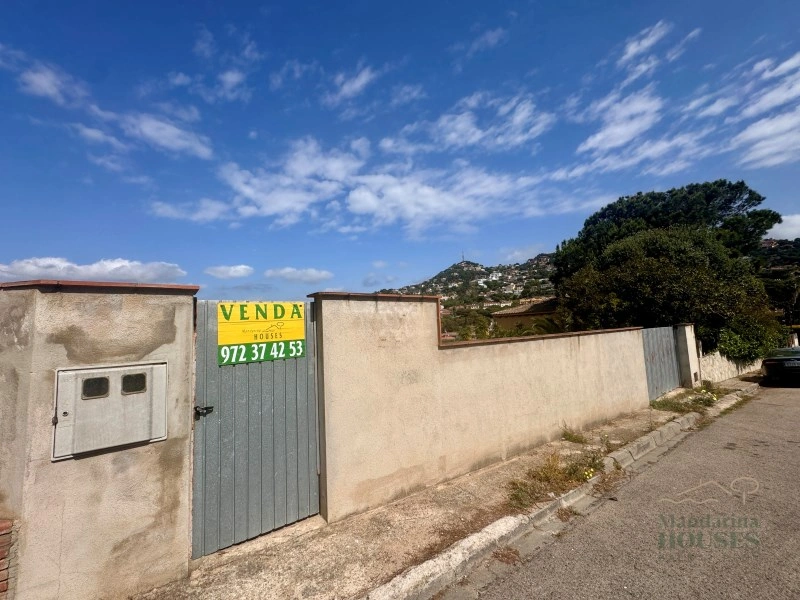 2 - plot of land for sale in lloret de mar catalonia spain
