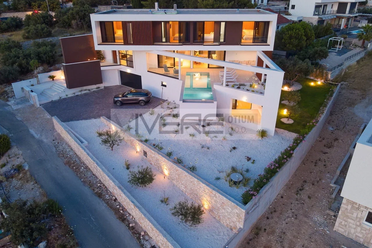 2 - venta casa vista al mar primošten šibenik-knin croacia