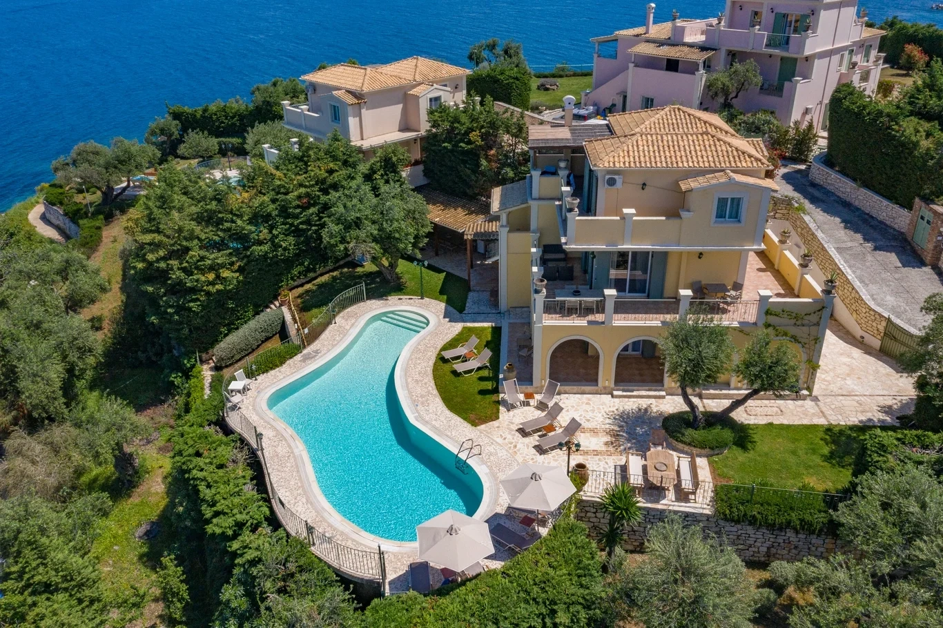 1 - vendita villa kassiópi isole ioniche grecia