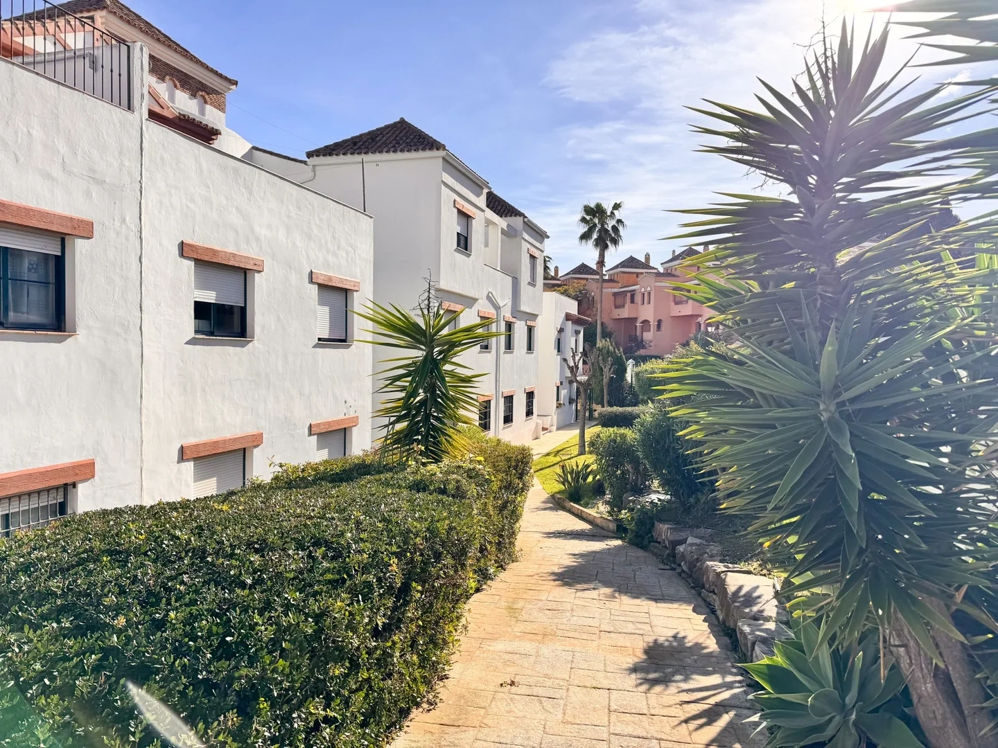 2 - продажа квартира вид моря la alcaidesa андалусия испания