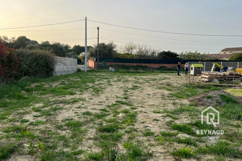 1 - verkoop terrein plaissan hérault frankrijk