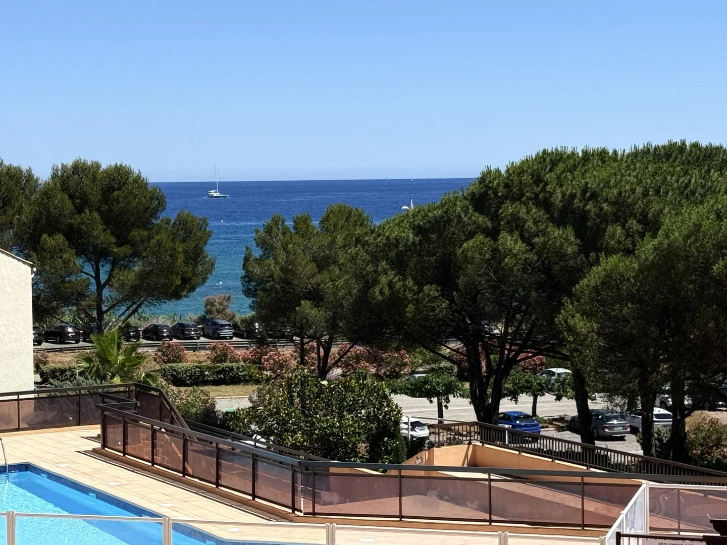 2 - vendita appartamento vista mare roquebrune-sur-argens var francia