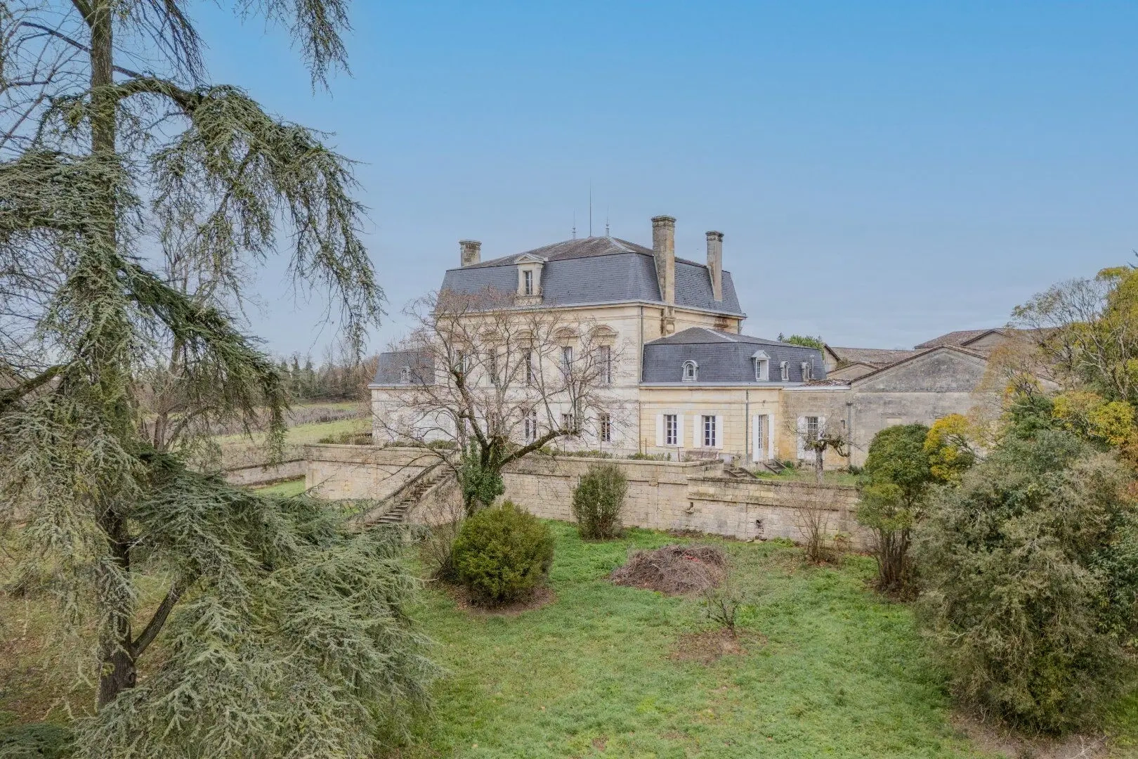 2 - vente château montagne gironde france