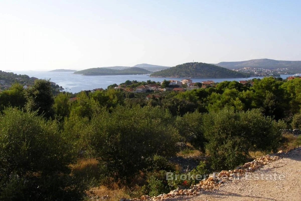 2 - venta terreno vista al mar rogoznica šibenik-knin croacia
