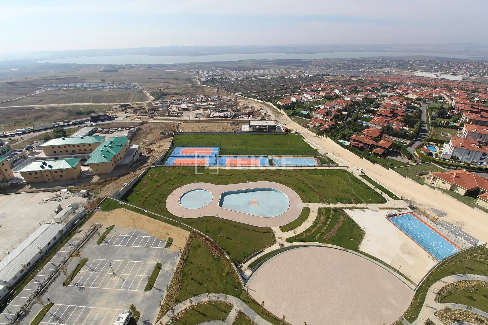 2 - apartment for sale in büyükçekmece istanbul turkey