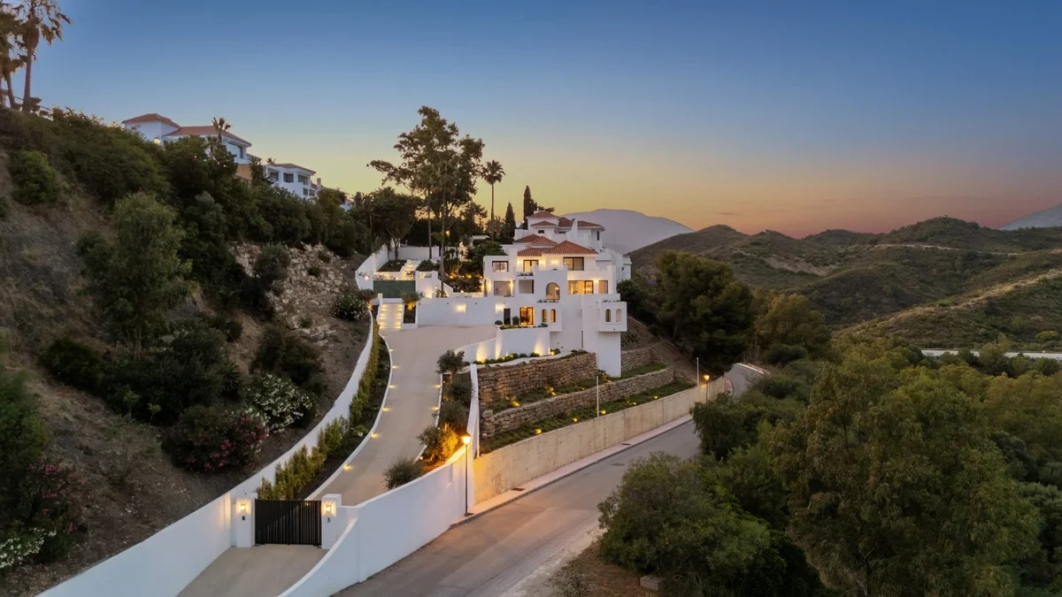 1 - vente maison vue mer nueva andalucia andalousie espagne
