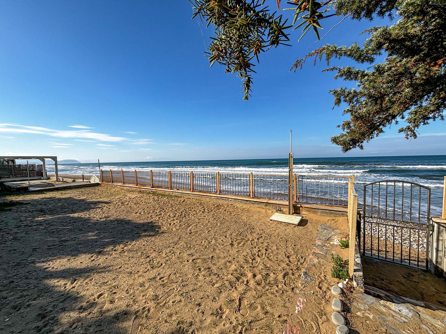 1 - waterfront apartment for sale in san vincenzo tuscany italy