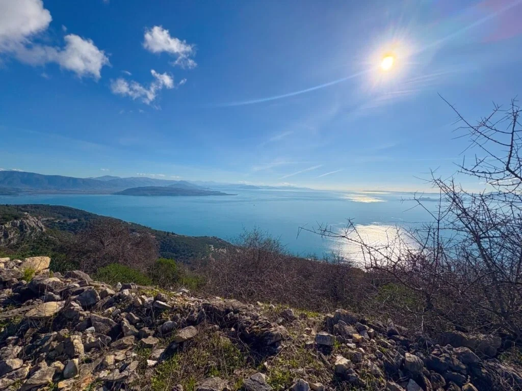 2 - vente terrain vue mer karousádes îles ioniennes grèce