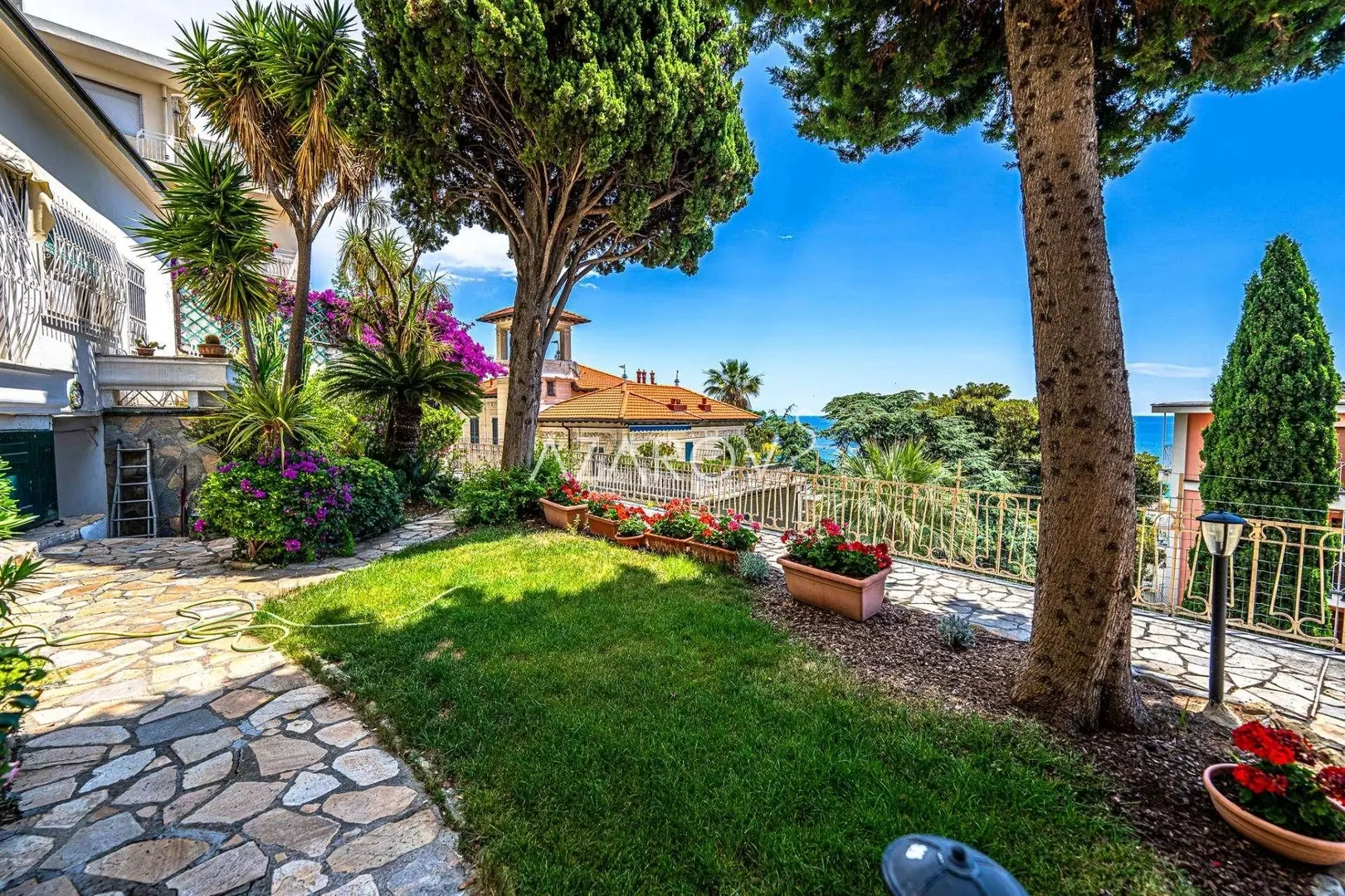 1 - venda apartamento vista de mar sanremo liguria itália