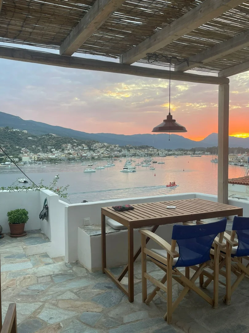 1 - venda casa vista de mar poros ática grécia