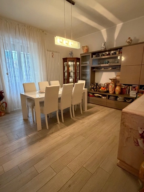 1 - продажа квартира фоллоница тоскана италия
