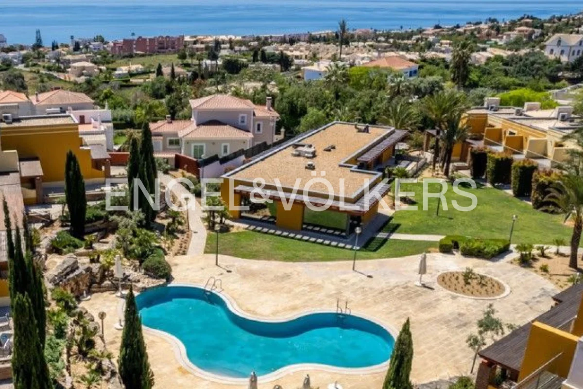 1 - business for sale in praia da luz algarve portugal