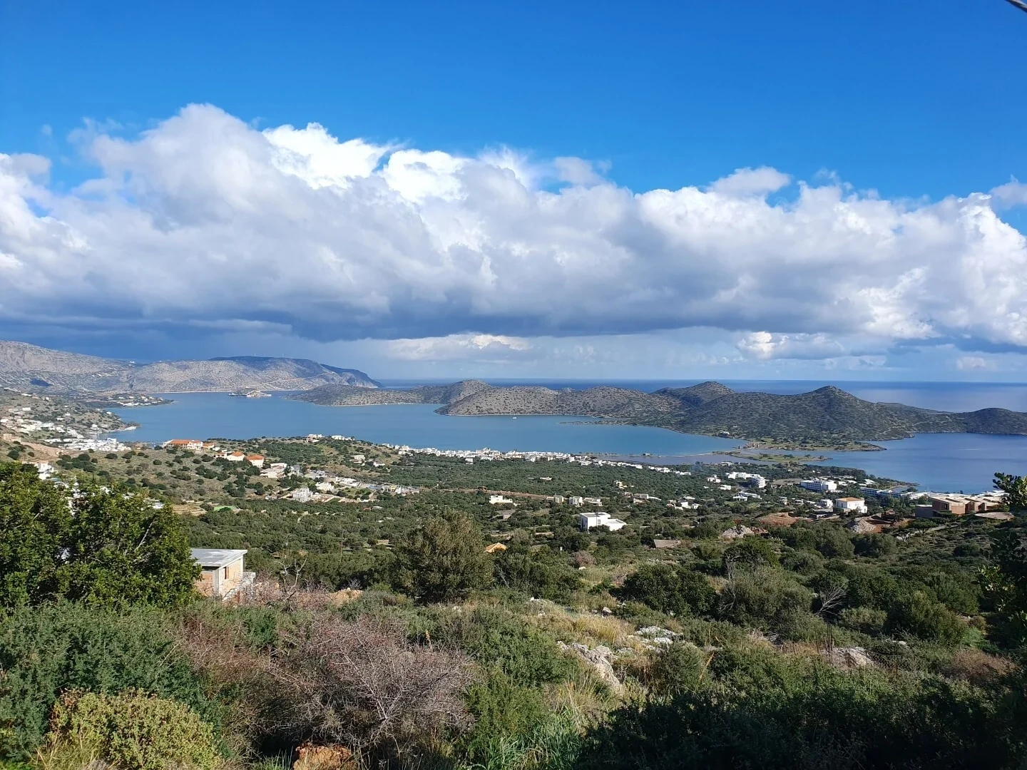 1 - venda terreno vista de mar eloúnda creta grécia