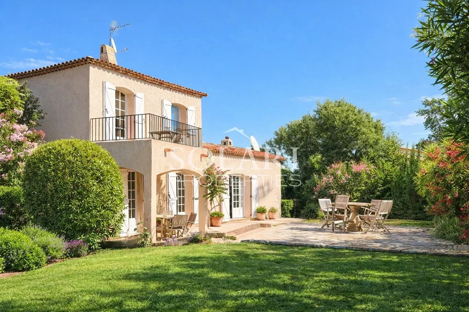 2 - verkoop huis mandelieu-la-napoule alpes-maritimes frankrijk