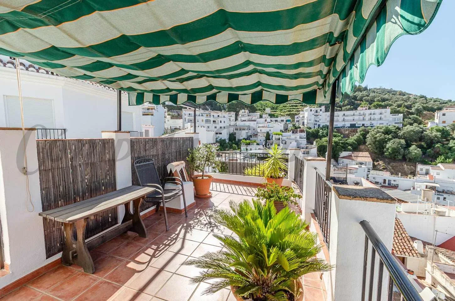 2 - verkoop huis competa andalusië spanje