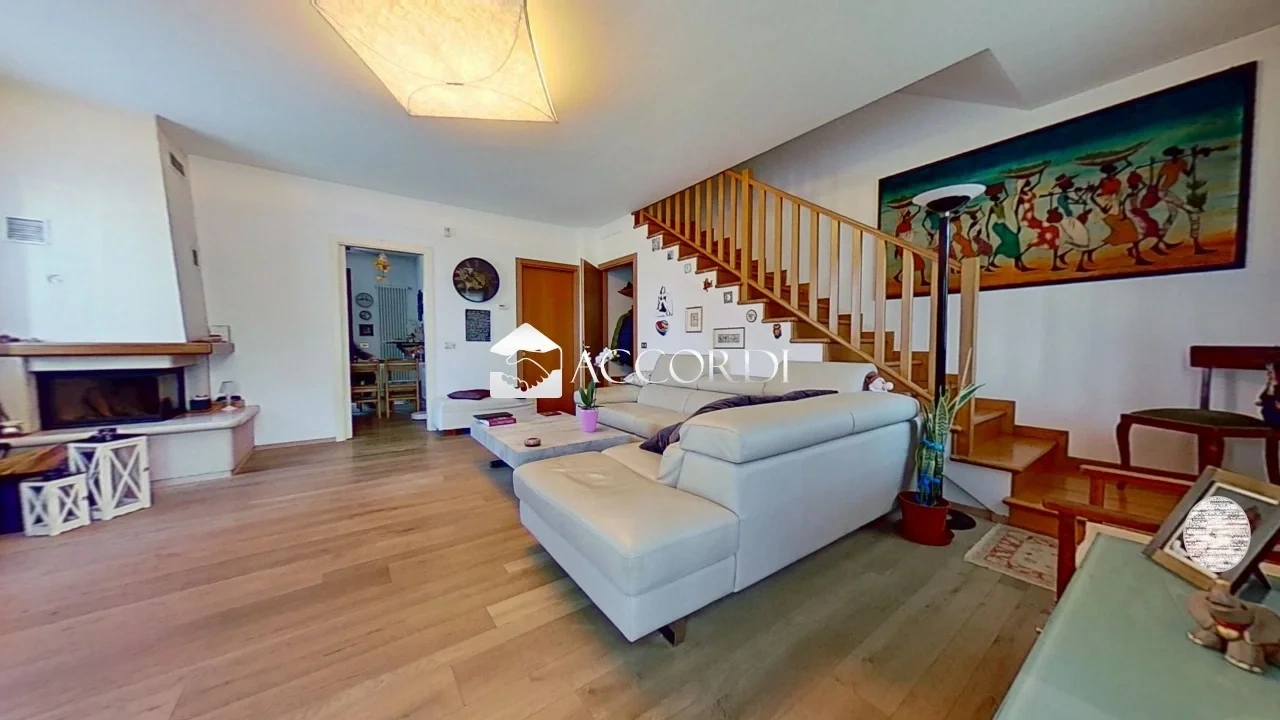 1 - venta casa montebelluna véneto italia