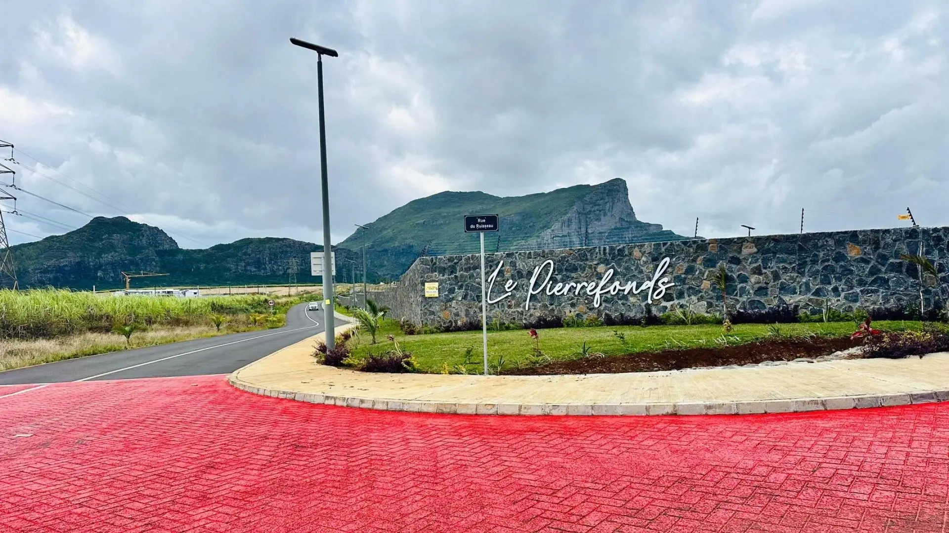 1 - plot of land for sale in quatre bornes plaines wilheims mauritius