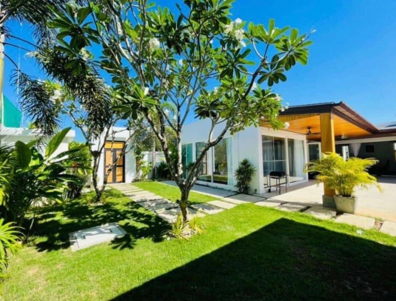 2 - vente maison pieds dans l'eau muang phuket phuket thaïlande