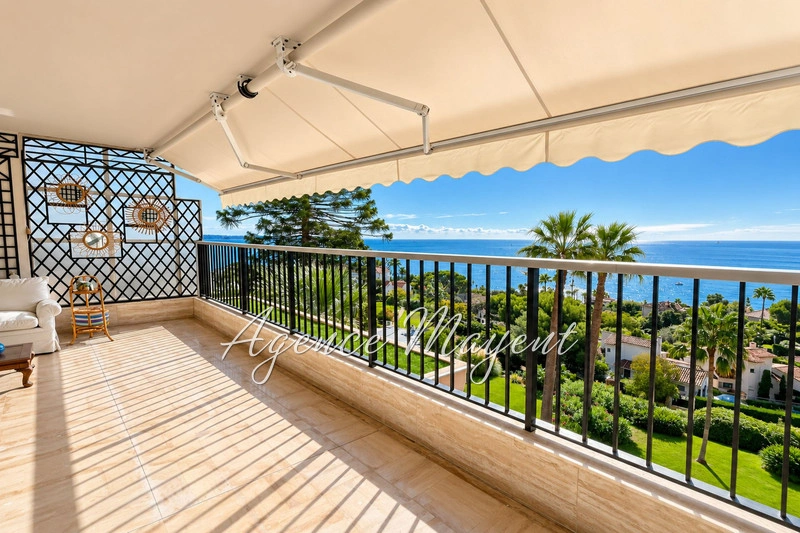 2 - sea view apartment for sale in vallauris alpes-maritimes france
