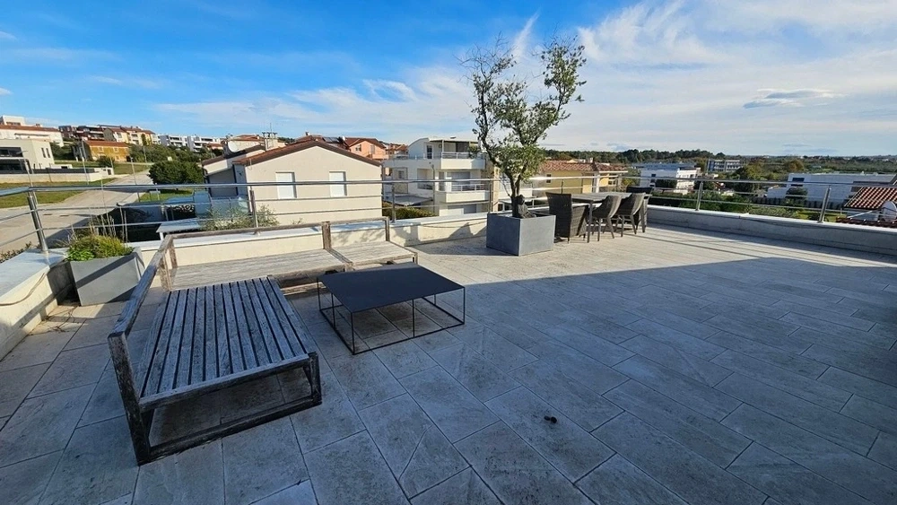 2 - venta apartamento frente al mar novigrad istria croacia