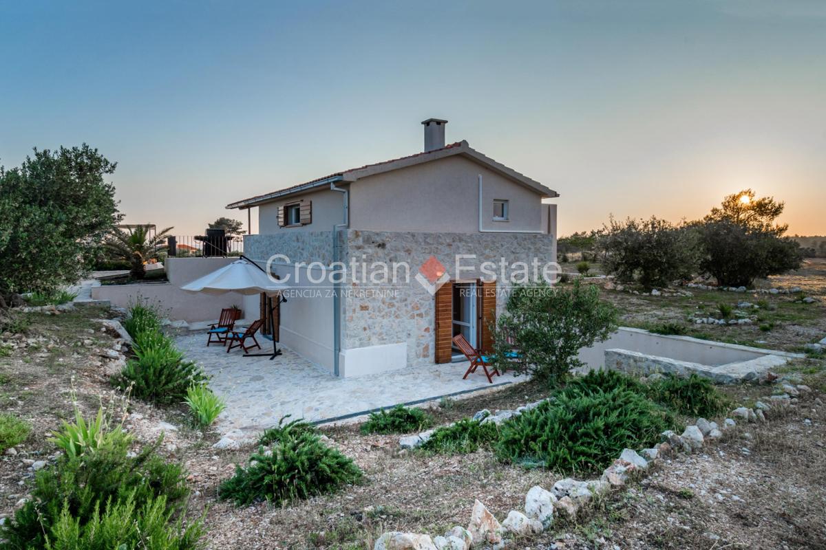 2 - vendita casa vista mare brač spalatino-dalmata croazia