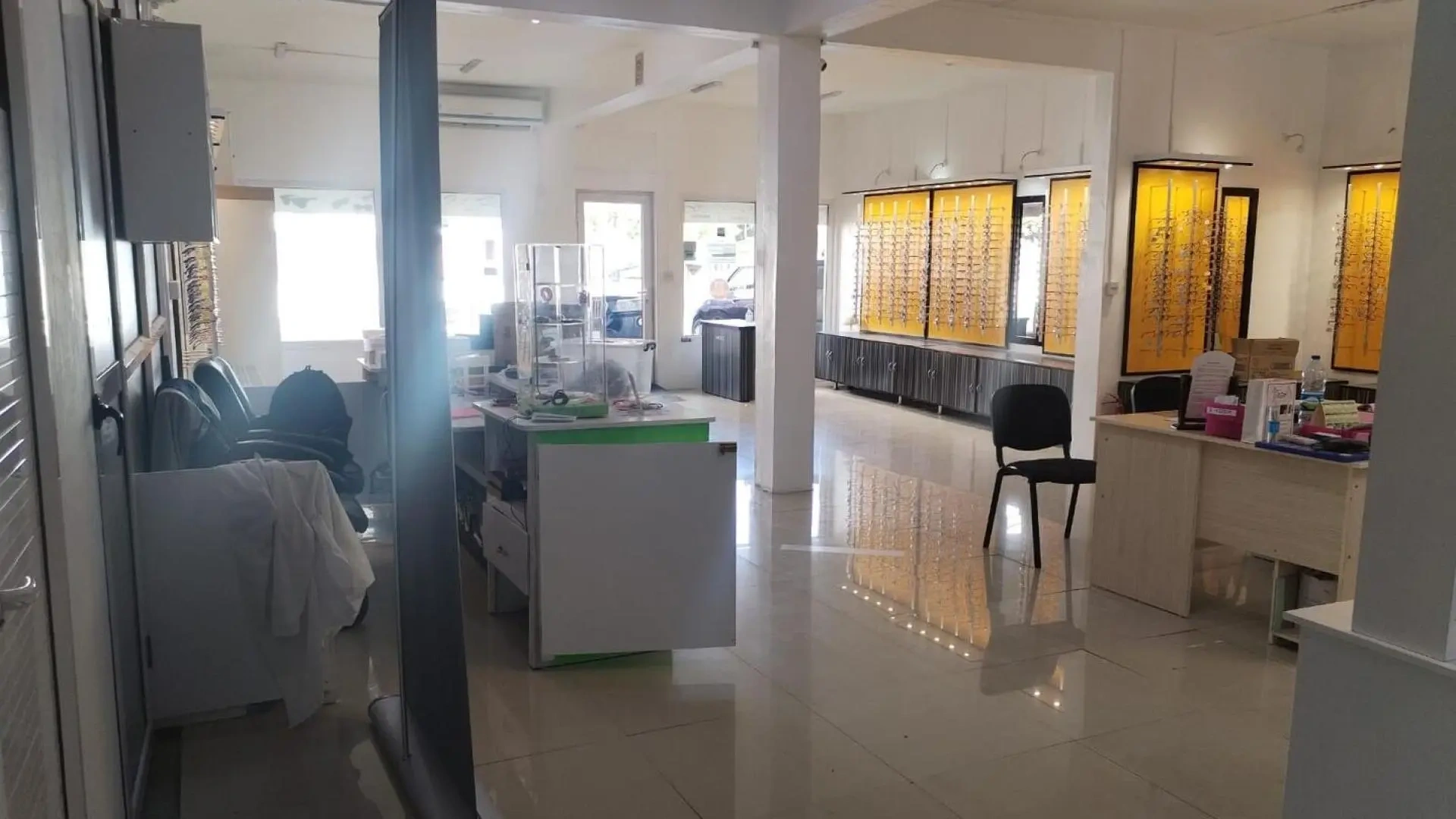 2 - building for sale in phoenix plaines wilheims mauritius