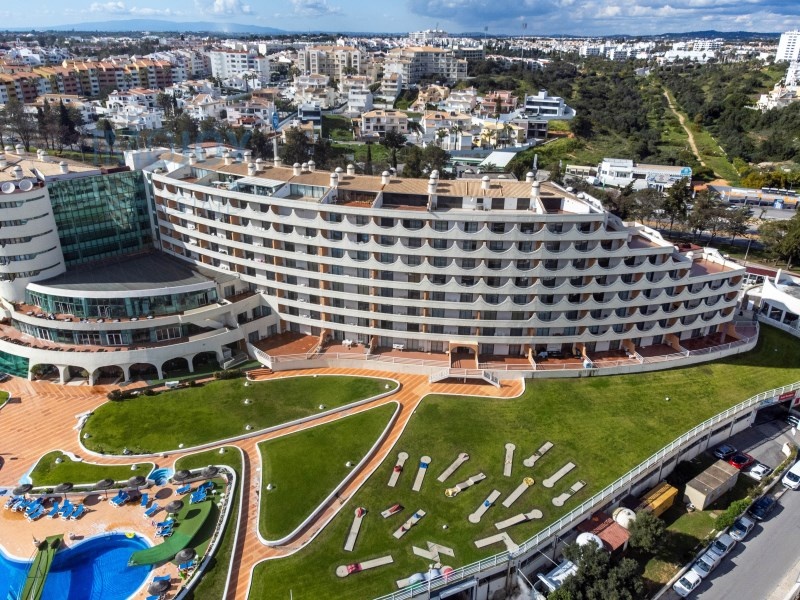 2 - business for sale in albufeira algarve portugal