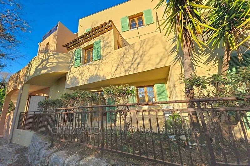 Apartamento con terraza