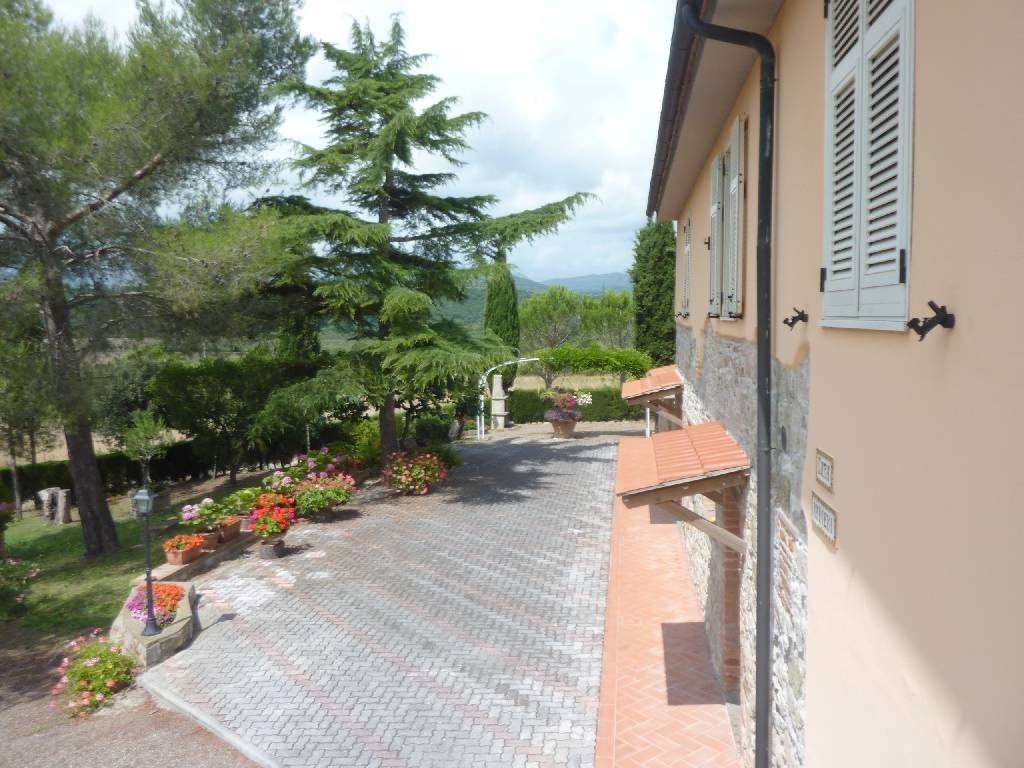 1 - house for sale in suvereto tuscany italy