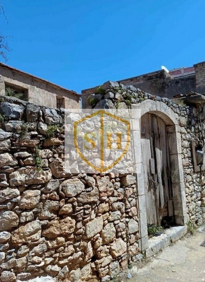 2 - venta casa mállia creta grecia