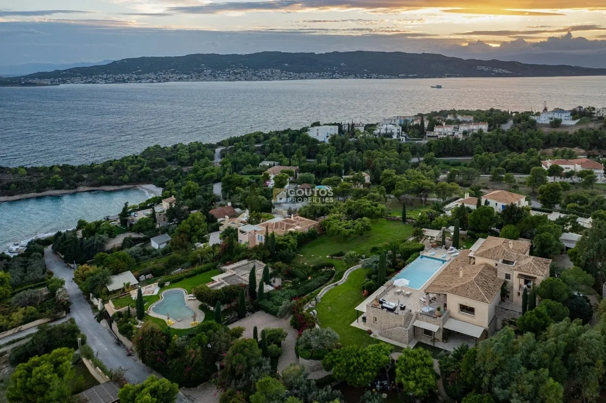 2 - venta casa frente al mar kosta peloponeso grecia