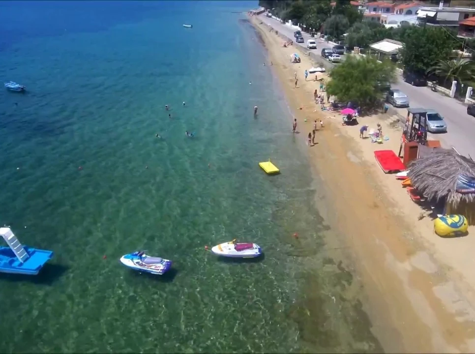 1 - venda terreno frente ao mar aidipsós grécia central grécia