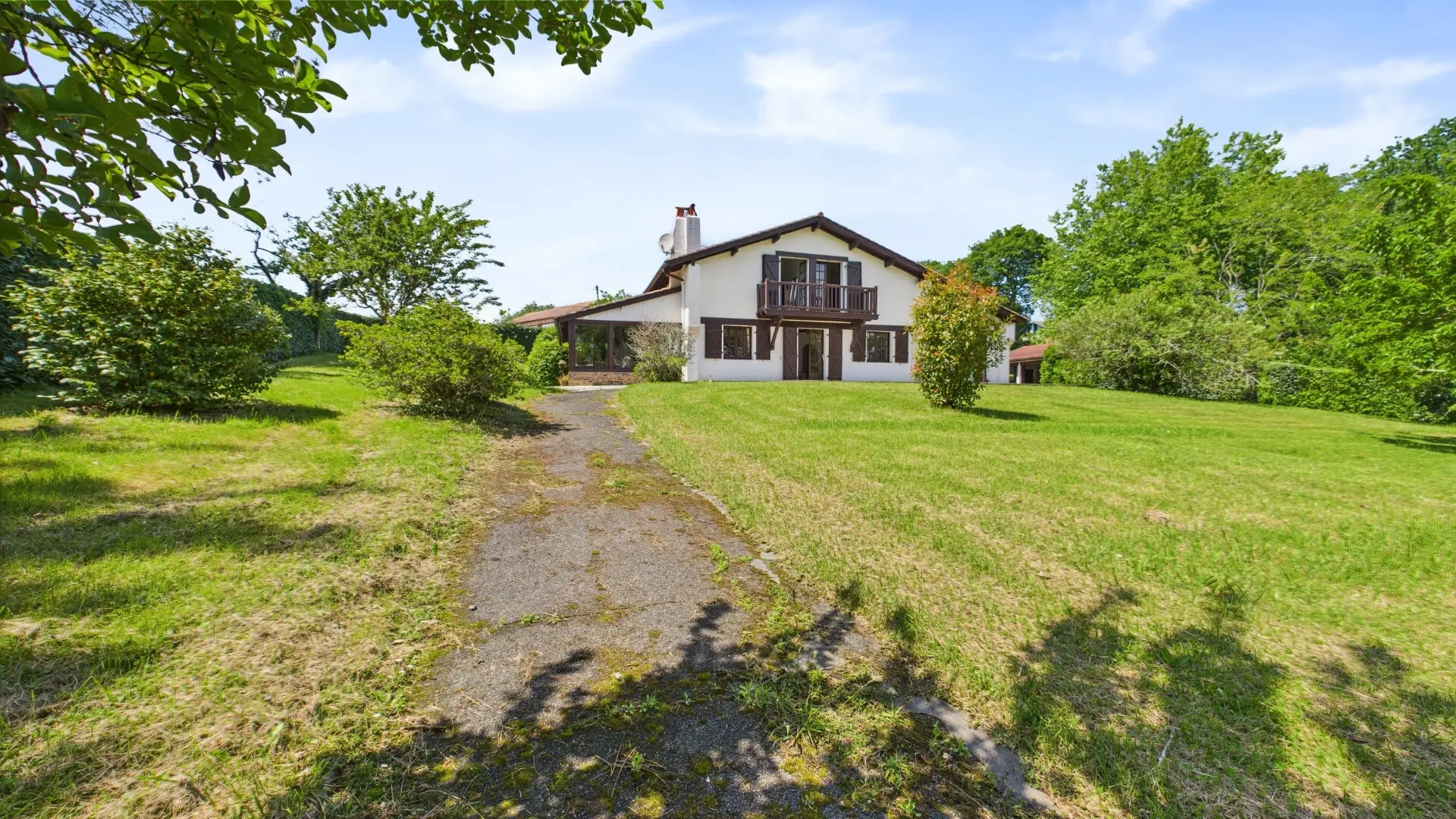 1 - house for sale in arbonne -côte basque pyrénées-atlantiques - côte basque france