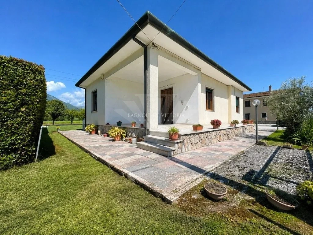 2 - venta villa pietrasanta toscana italia