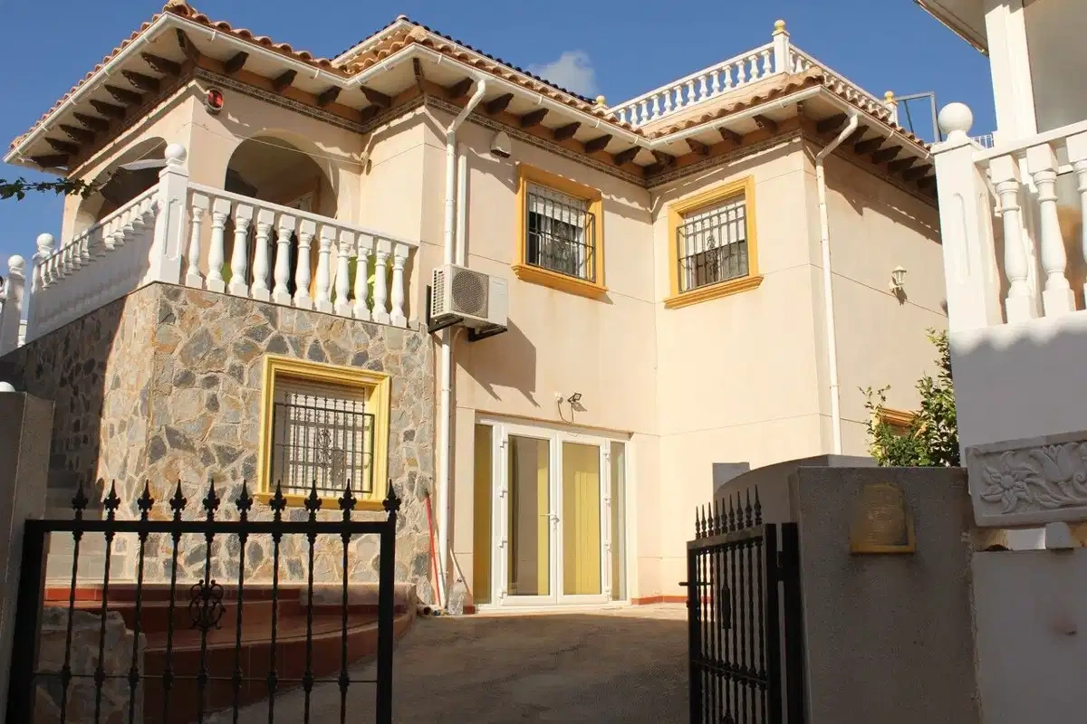 2 - venta villa la zenia comunidad valenciana españa