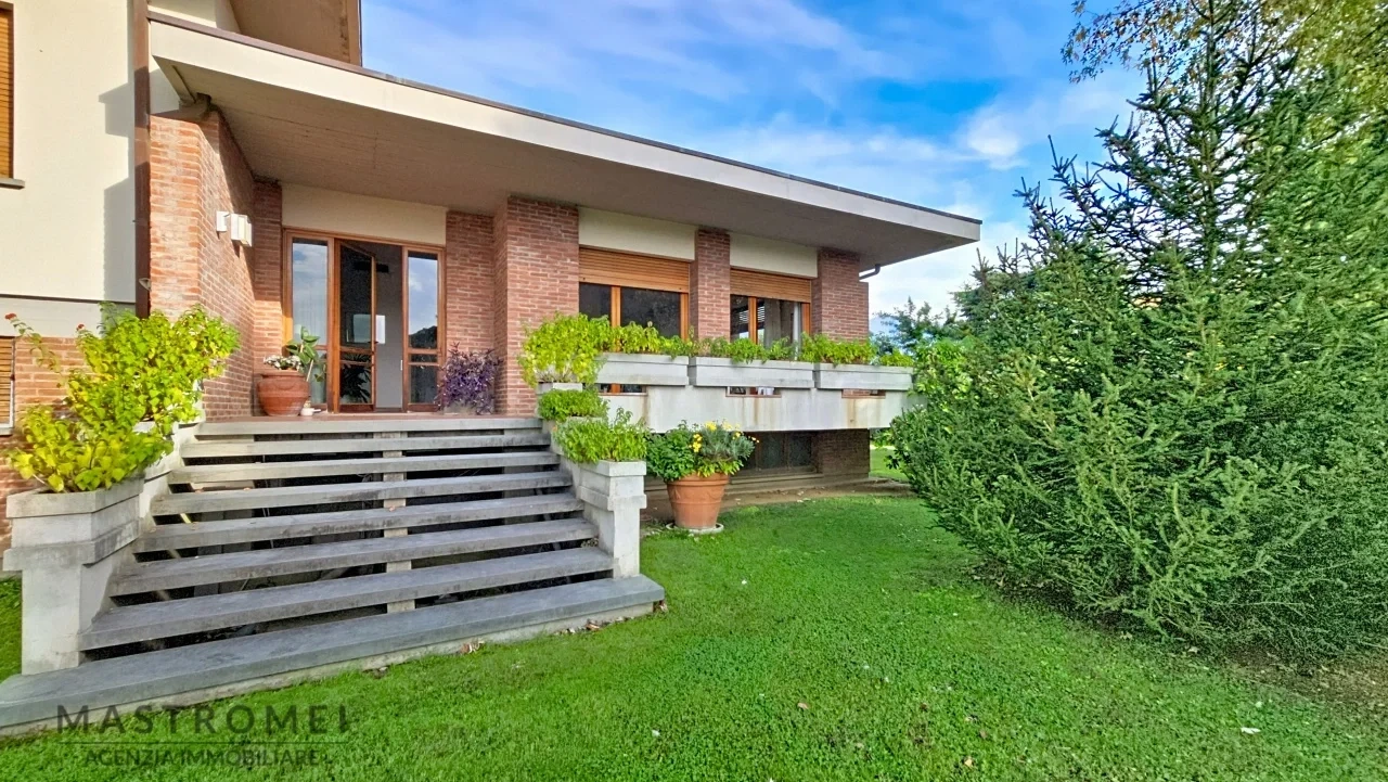 2 - venta casa capannori toscana italia