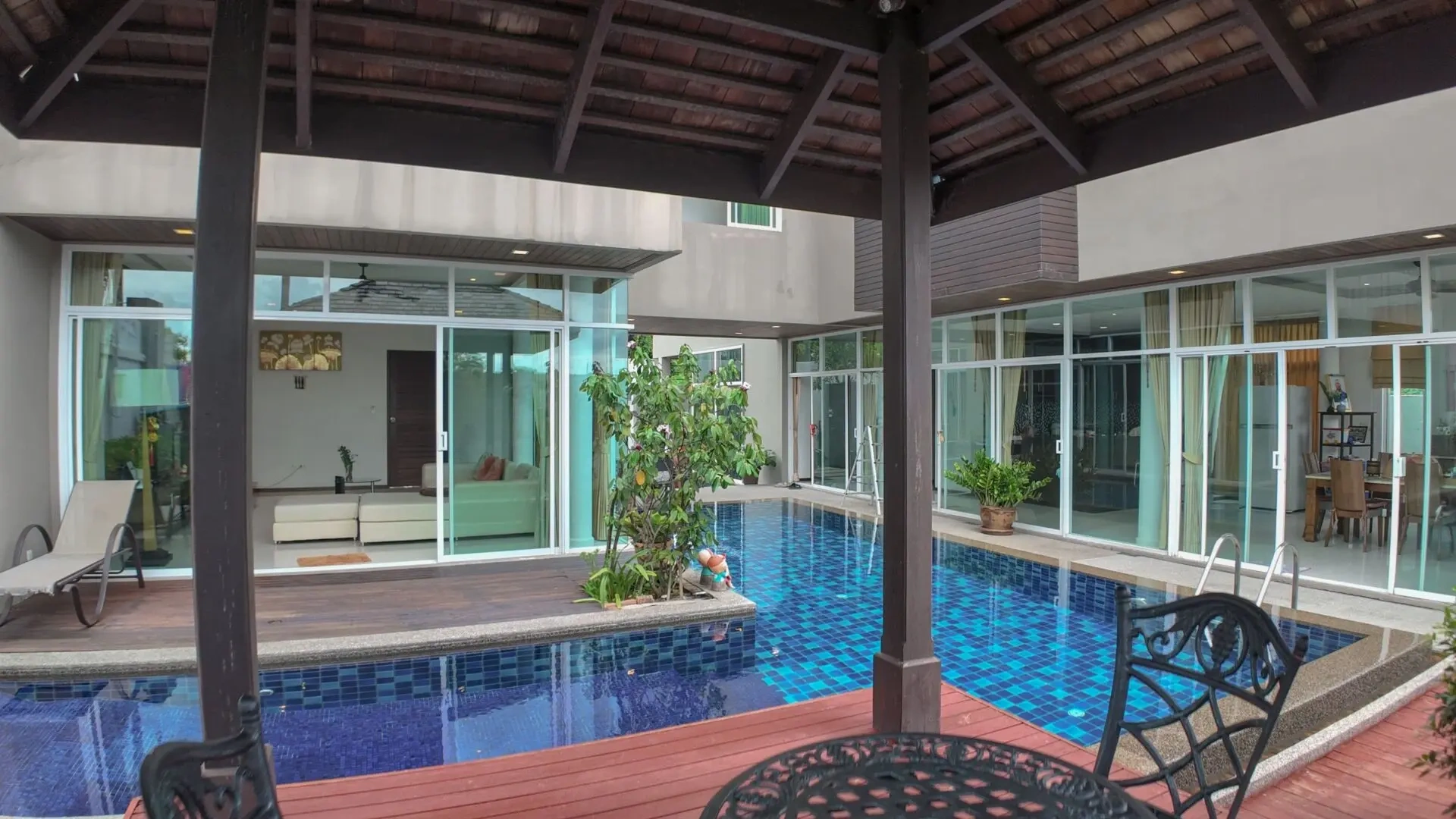 1 - vente maison pieds dans l'eau muang phuket phuket thaïlande