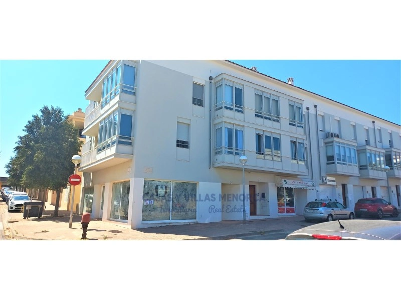 2 - venda espaço comercial mao minorca-ilhas baleares espanha