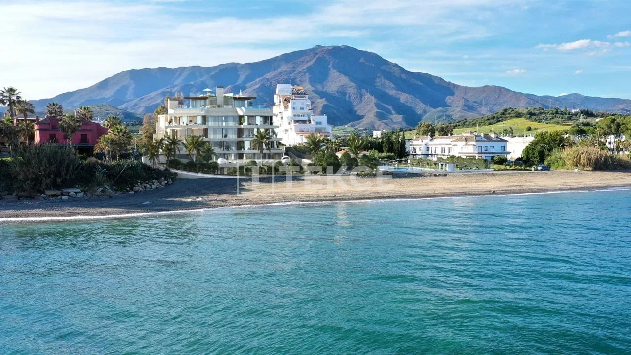 2 - vente appartement pieds dans l'eau estepona - costa del sol andalousie espagne