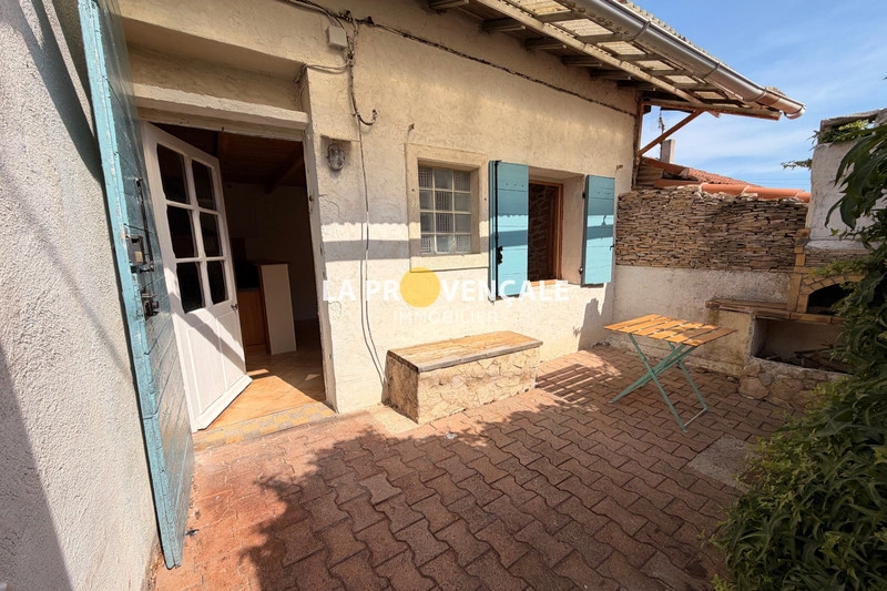 1 - venta casa gréasque bocas del ródano francia