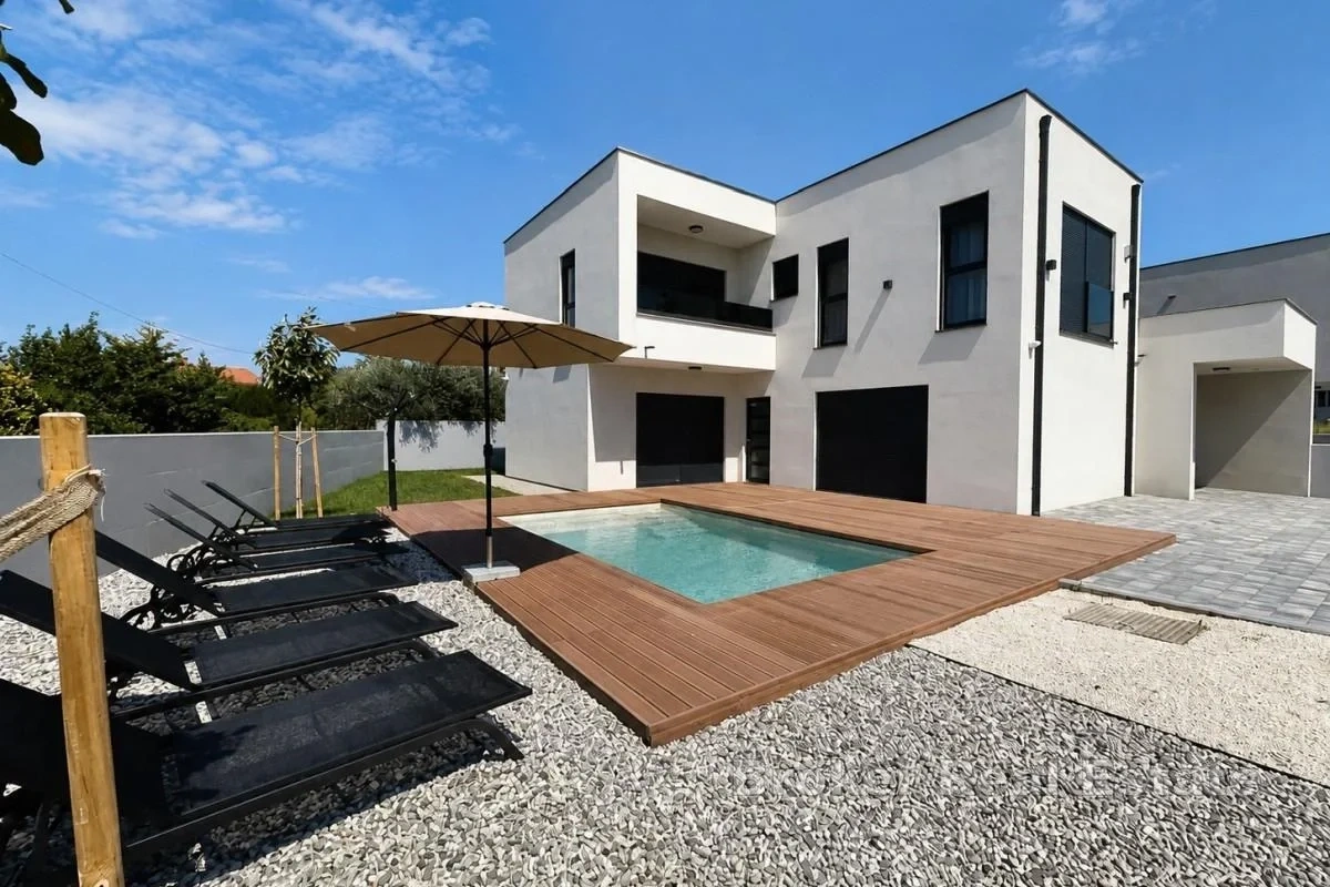 1 - vendita casa spiaggia a piedi medulin istria croazia