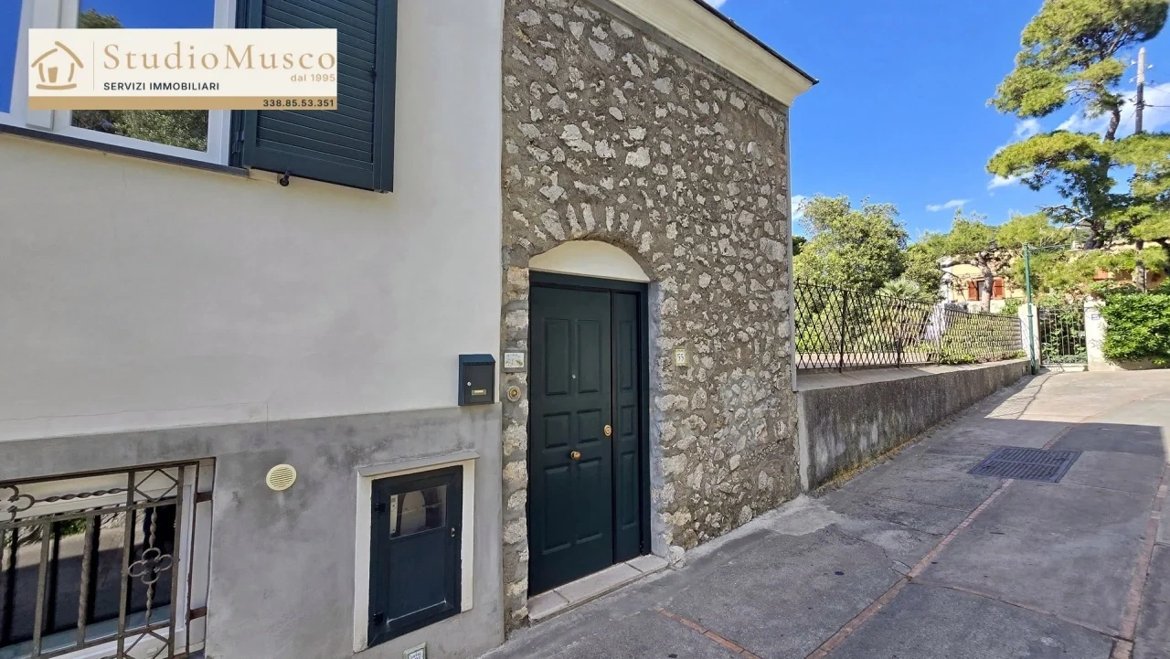 2 - villa for sale in capri campania italy
