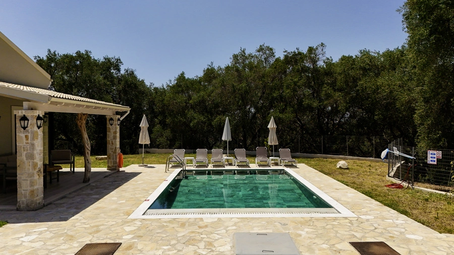 2 - vente villa karousádes îles ioniennes grèce