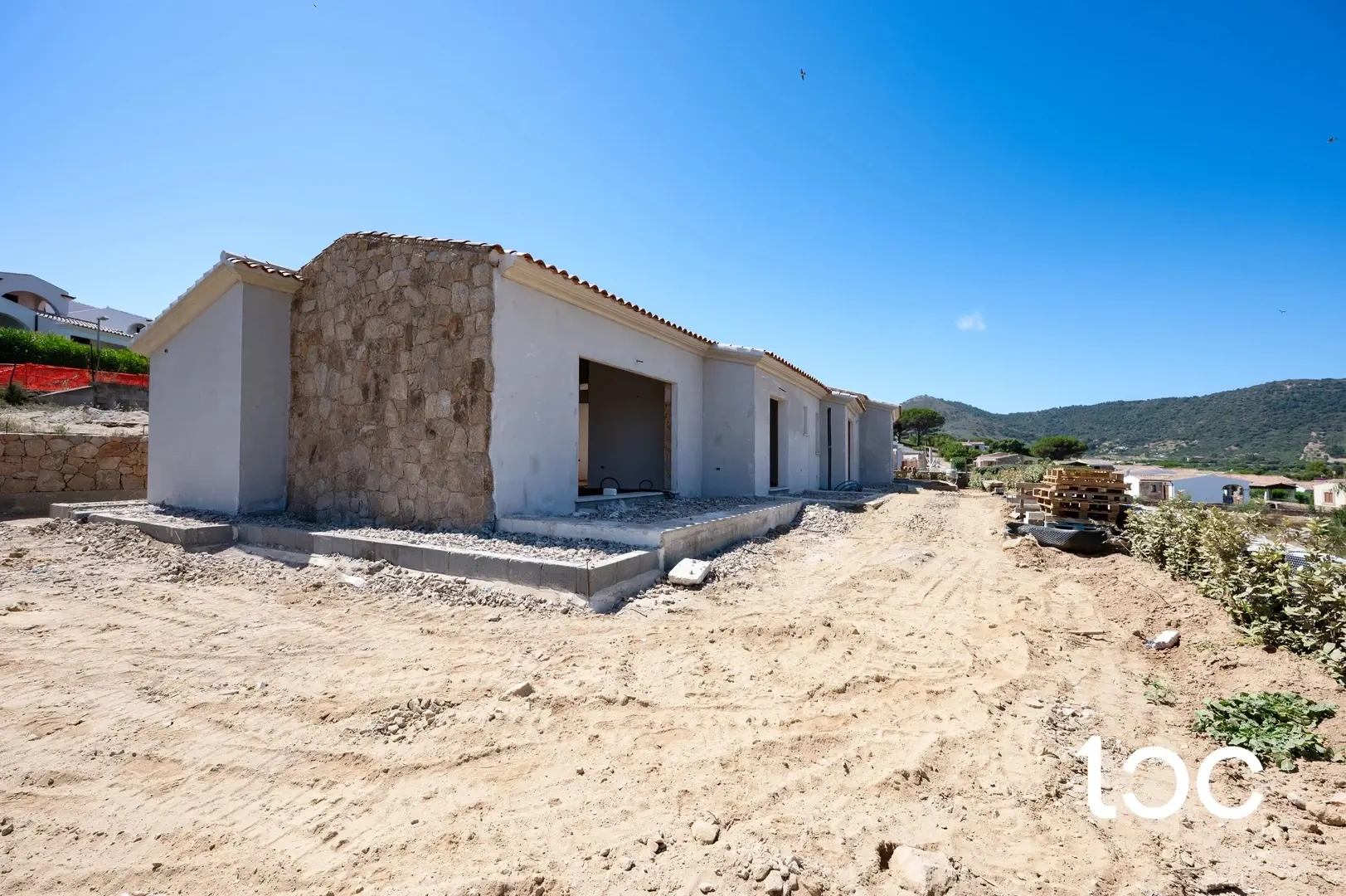 2 - venta casa vista al mar budoni cerdeña italia