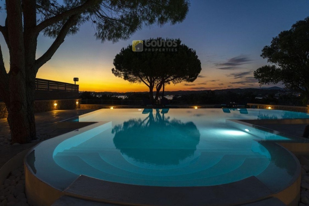 2 - venta casa vista al mar porto cheli peloponeso grecia