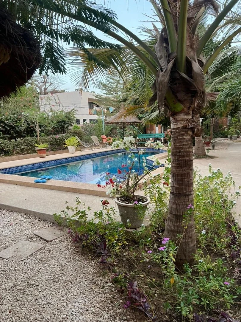 1 - vente appartement plage à pied ngaparou thiès sénégal