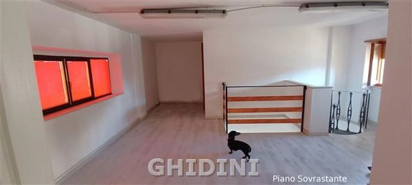 2 - vente commerce grosseto toscane italie