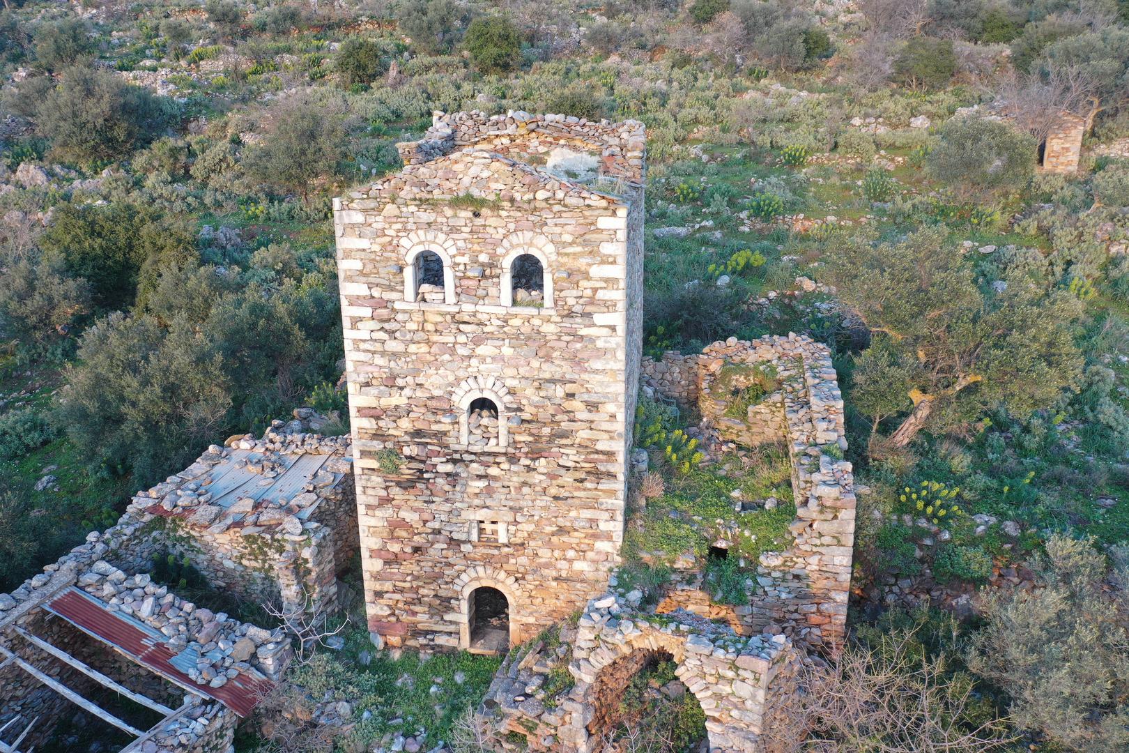 2 - venda edifício vista de mar plátsa peloponeso grécia