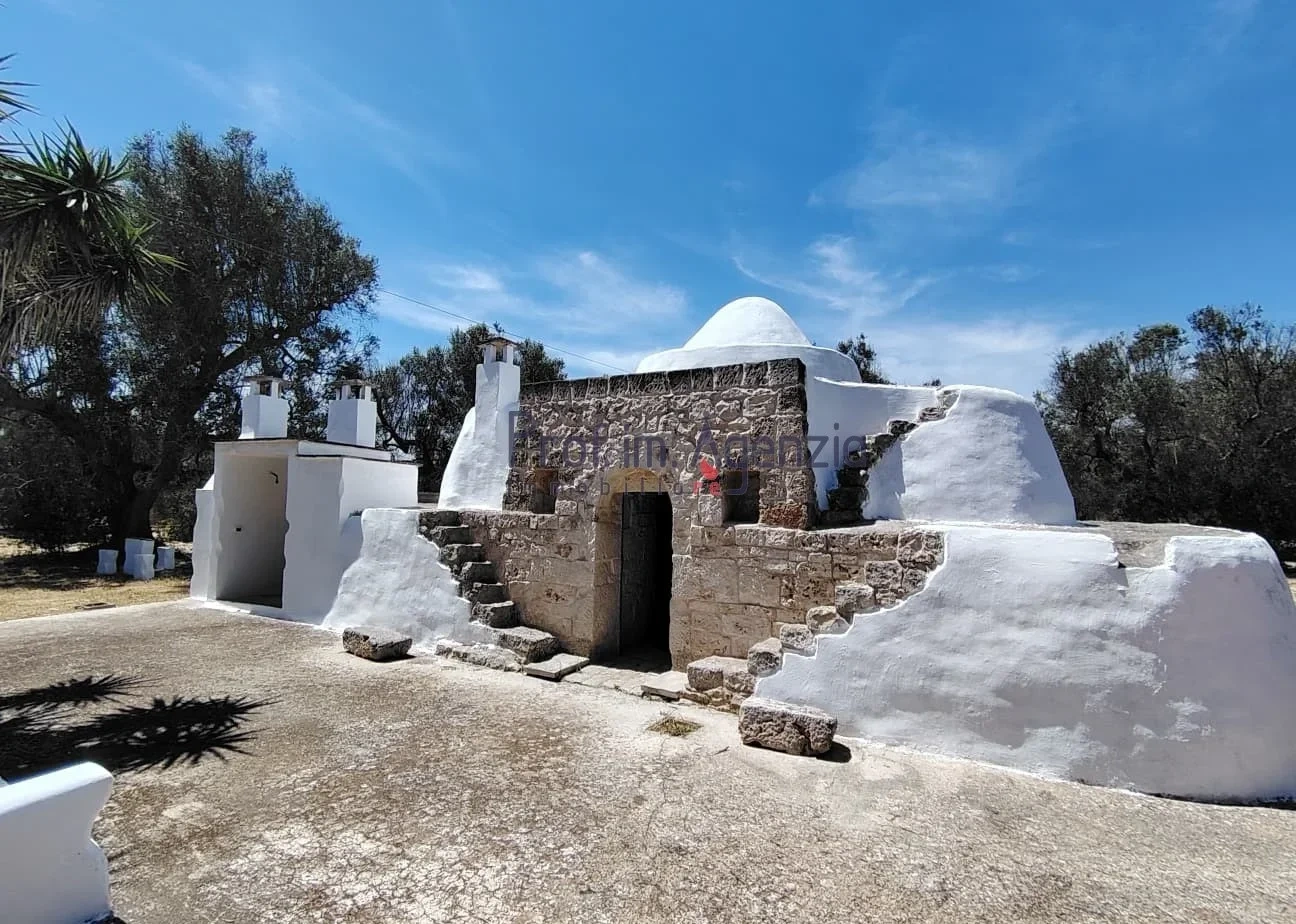 2 - verkoop huis san vito dei normanni apulia italië